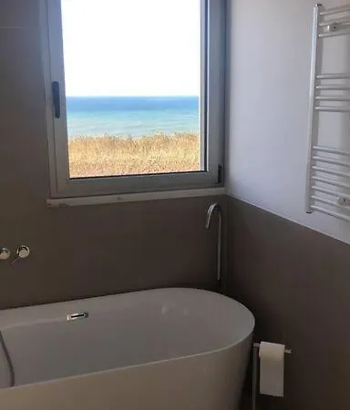 Amazing Sea View House * ロウリニャン